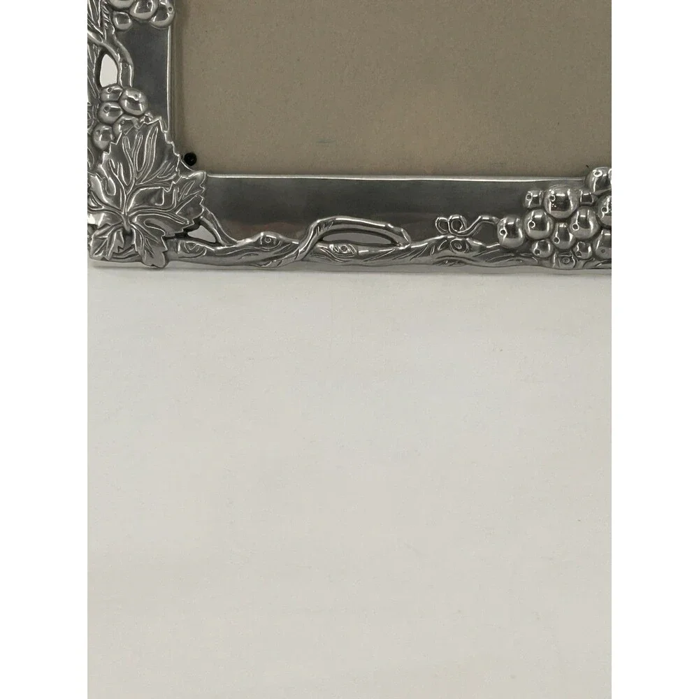 Vintage ARTHUR COURT Picture Frame Grape Vine Botanical 8x10 inch Fast Shipping